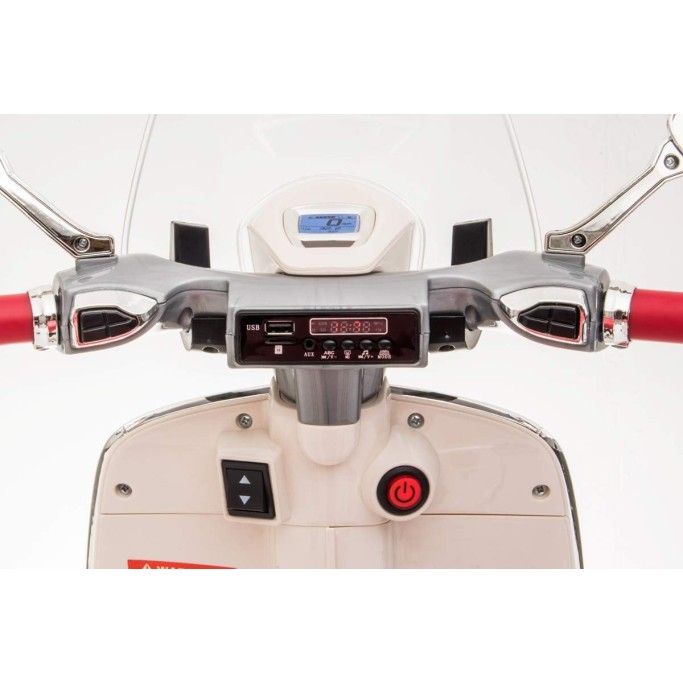 MOTO VESPA 946 Bianca