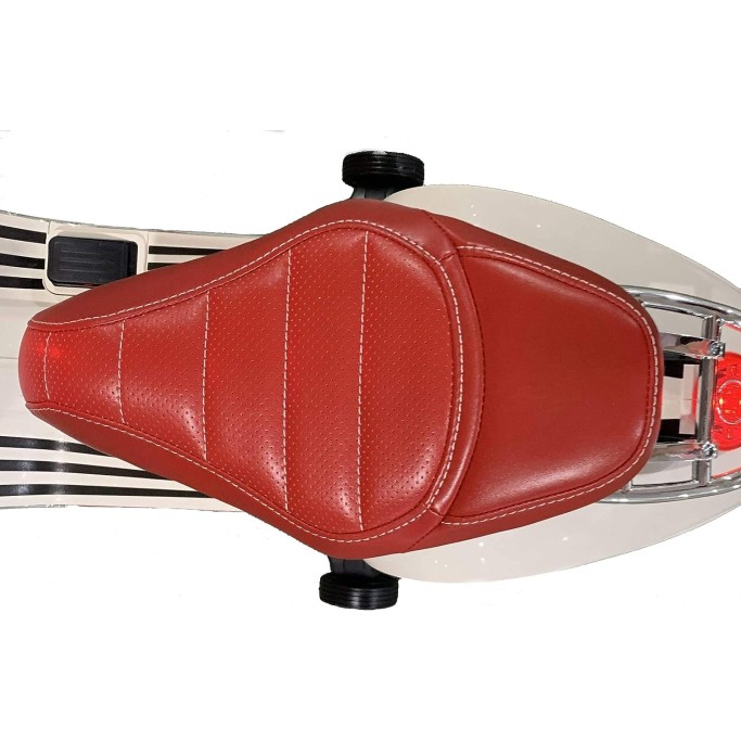 MOTO VESPA 946 Bianca