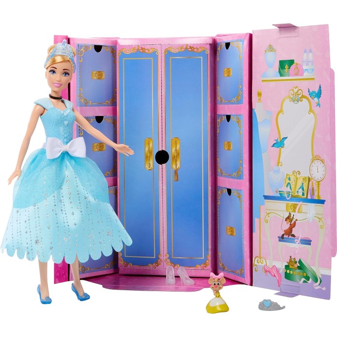 Cenerentola alla moda e amica con 12 accessori a sorpresa